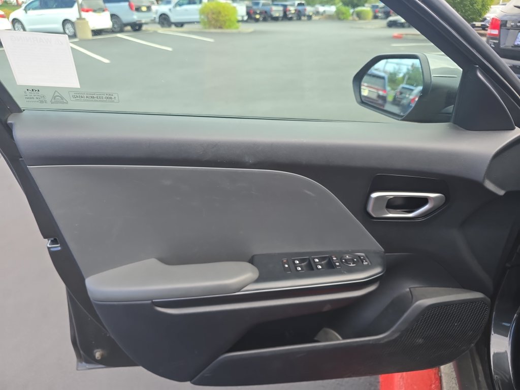 Used 2025 Kia K4 FWD image 10
