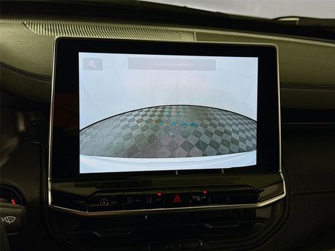 New 2026 Jeep Compass Limited image 8