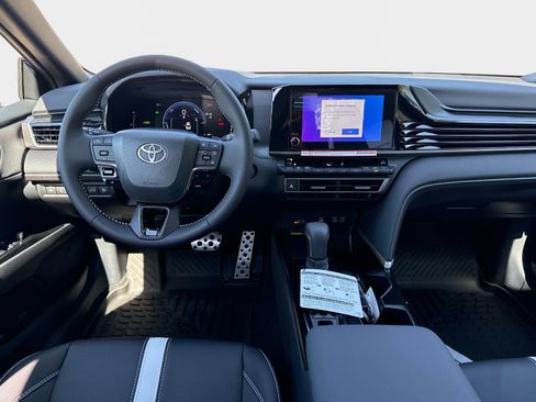 New 2026 Toyota Camry SE FWD image 13