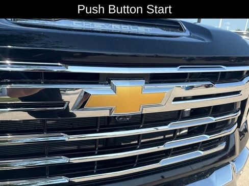 Certified 2025 Chevrolet Silverado 2500 LTZ w/ LTZ Premium Package AWD/4WD image 24