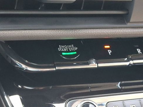 Certified 2024 Lincoln Corsair AWD w/ Equipment Group 101A image 23