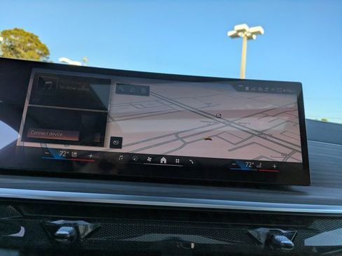 New 2026 BMW X5 xDrive40i w/ M Sport Package image 24