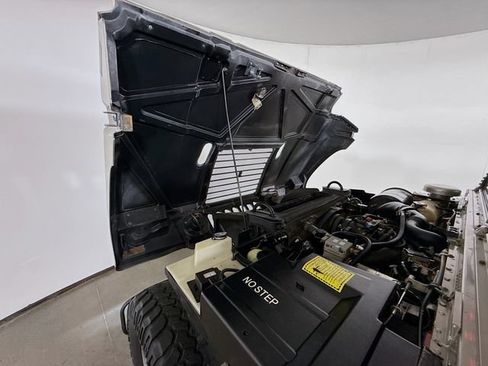 Used 2003 HUMMER H1 4-Door Open Top AWD/4WD image 53