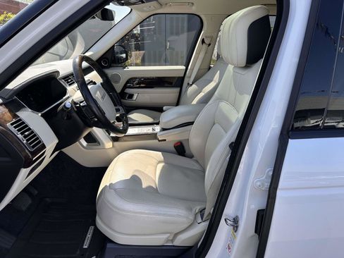 Used 2020 Land Rover Range Rover HSE AWD/4WD image 13