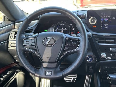 Used 2022 Lexus ES 300h F Sport image 45