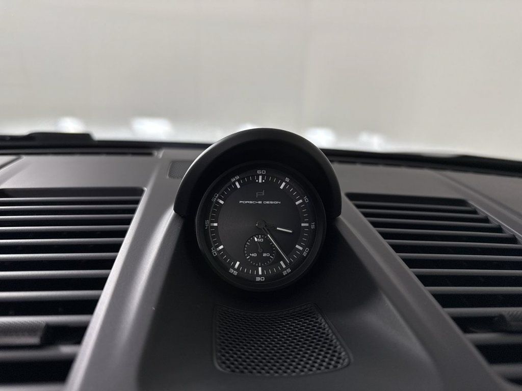 Certified 2024 Porsche 911 Carrera GTS RWD image 28