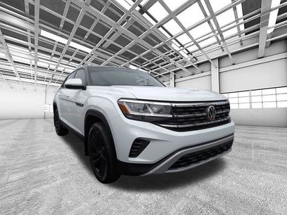 Used 2023 Volkswagen Atlas Cross Sport SE w/ Black Wheel Package