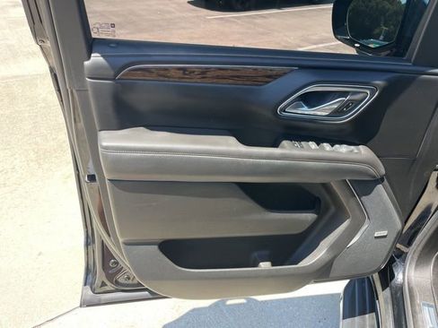 Used 2023 Chevrolet Tahoe Premier image 14