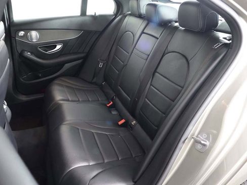 Used 2020 Mercedes-Benz C 300 4MATIC Sedan image 34