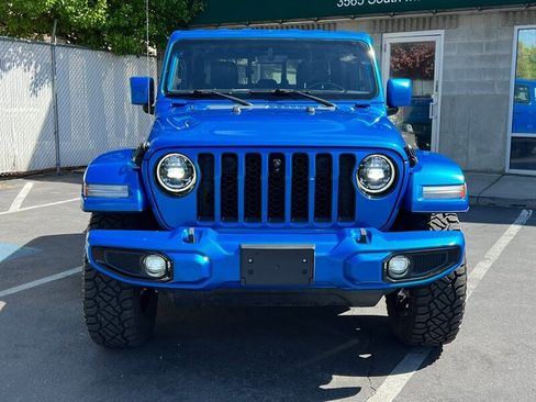 Used 2023 Jeep Gladiator Overland AWD/4WD image 2