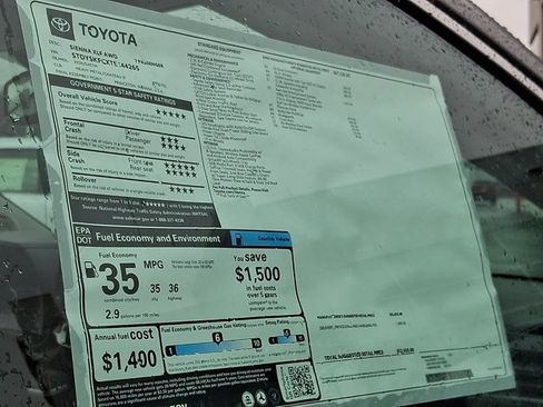 New 2026 Toyota Sienna XLE image 23