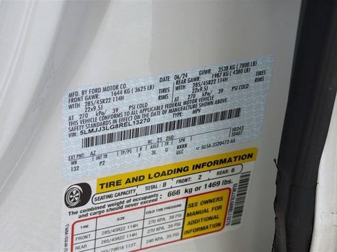 Certified 2024 Lincoln Navigator L Reserve AWD/4WD image 40