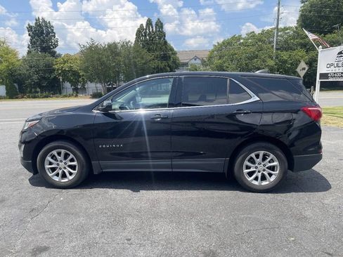 Used 2018 Chevrolet Equinox LT FWD image 3
