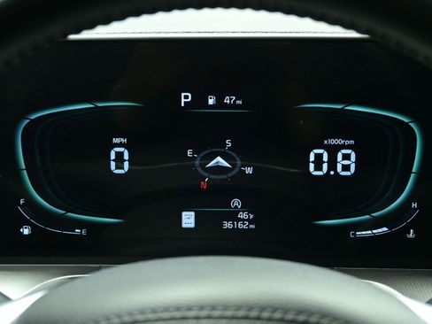 Used 2024 Kia Telluride S image 26