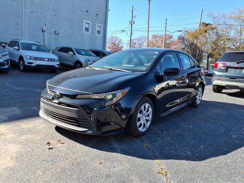 Used 2024 Toyota Corolla LE FWD image 9