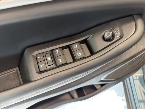 New 2026 Jeep Grand Cherokee L Limited AWD/4WD image 13