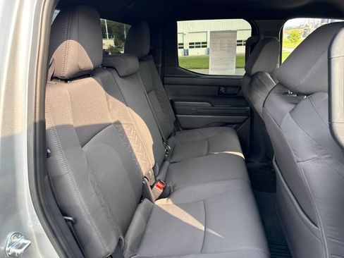 Used 2025 Toyota Tacoma SR5 AWD/4WD image 14