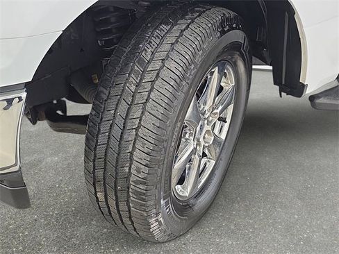 Used 2018 Ford F150 XLT w/ Equipment Group 302A Luxury image 31