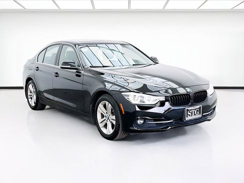 Used 2018 BMW 330i 330i image 3