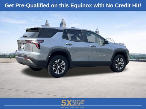 Used 2025 Chevrolet Equinox LT FWD image 21