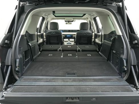 Used 2025 Lincoln Navigator Reserve AWD/4WD image 35