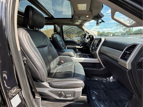 Used 2020 Ford F350 Lariat w/ Lariat Ultimate Package image 47