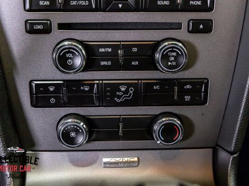 Used 2011 Ford Mustang GT Premium image 83