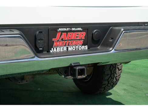 Used 2025 Chevrolet Silverado 1500 LT AWD/4WD image 23