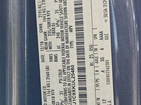 Used 2019 Lincoln MKC Premiere image 16