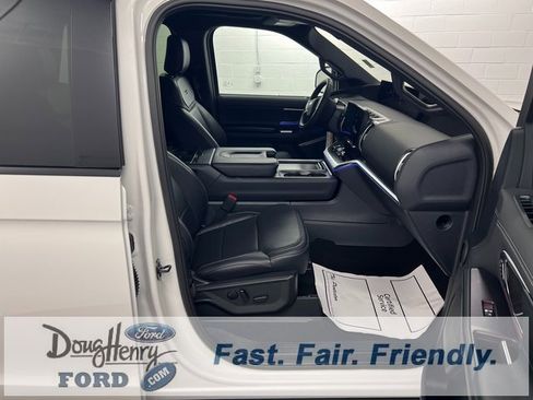 New 2025 Ford Expedition Max Platinum w/ Stealth Performance Package image 36