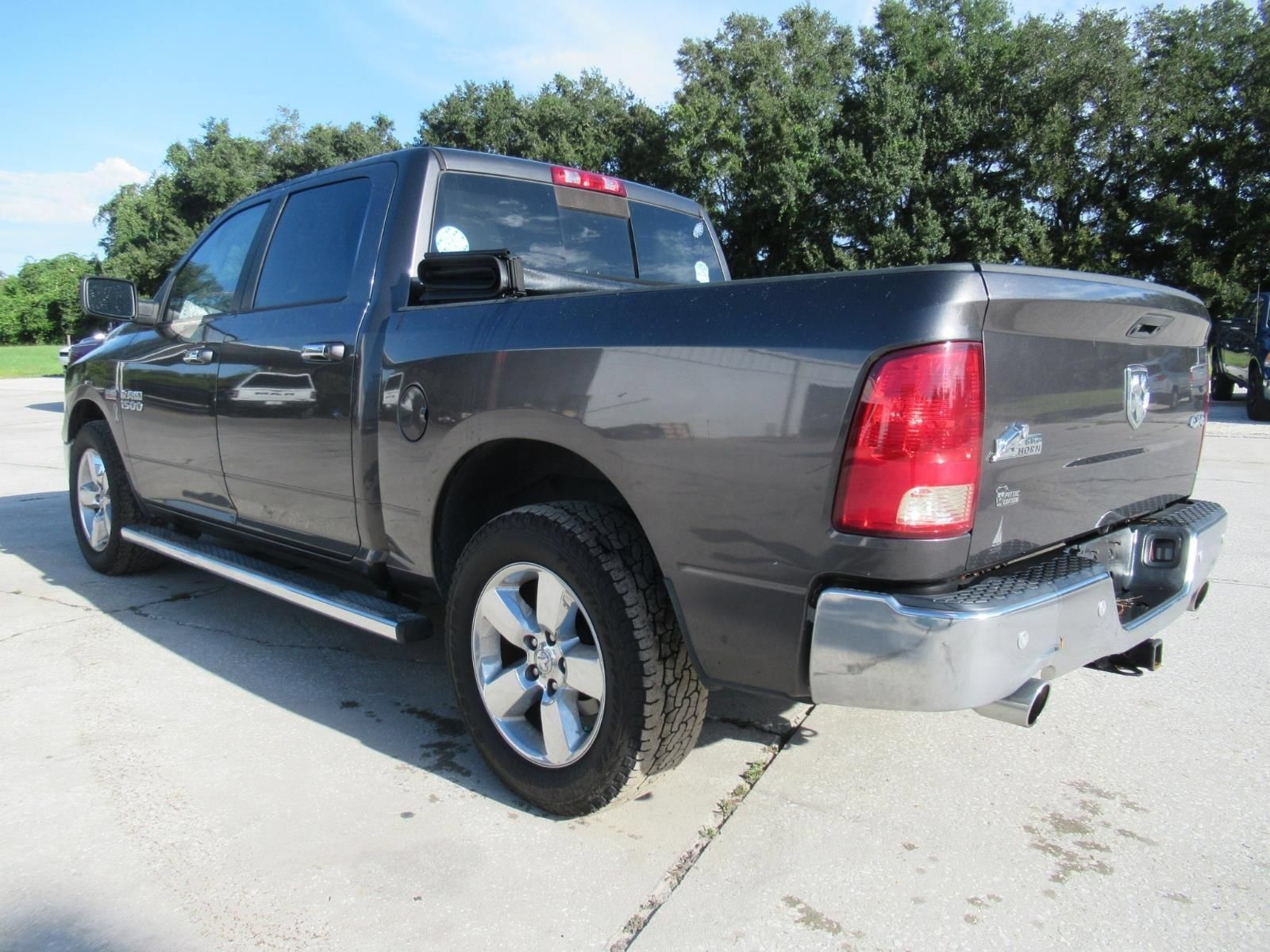 Used 2017 RAM 1500 Big Horn AWD/4WD image 3