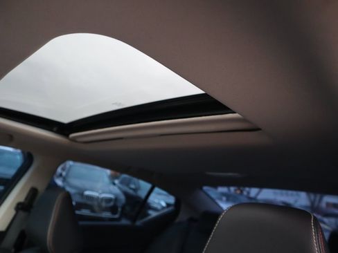 Used 2024 Nissan Altima 2.5 SR w/ SR Premium Package image 14