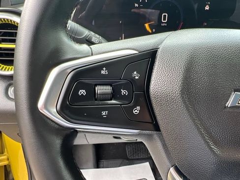 Used 2025 Chevrolet Trax ACTIV w/ Sunroof Package FWD image 24