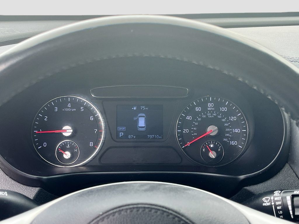 Used 2019 Kia Sorento S FWD image 12