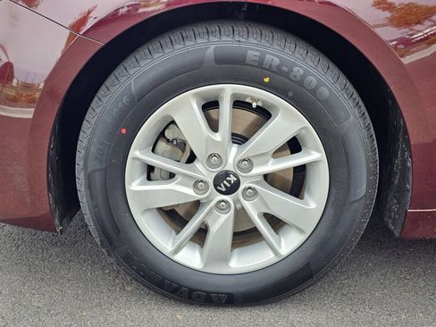 Used 2018 Kia Optima LX FWD image 10