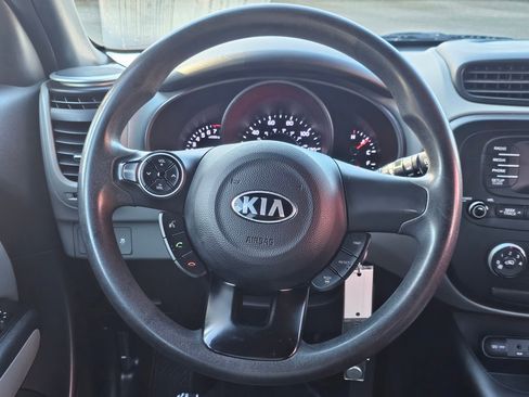 Used 2014 Kia Soul image 17