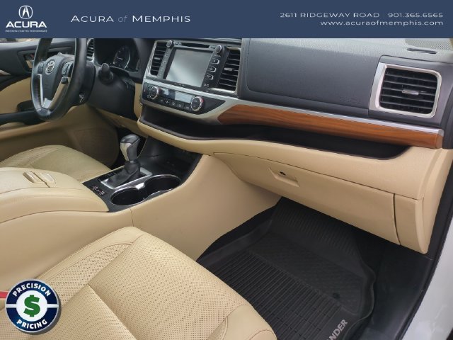 Used 2017 Toyota Highlander Limited FWD image 28