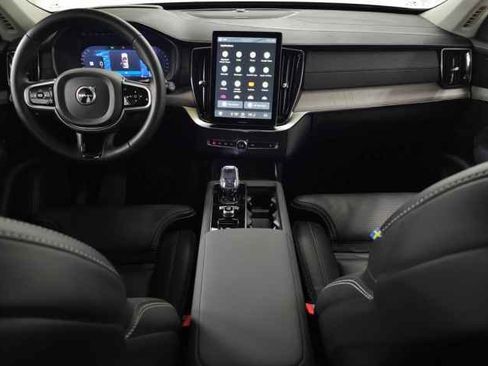Used 2026 Volvo XC90 B6 Ultra w/ Protection Package image 15