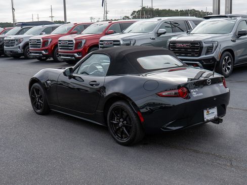 Used 2021 MAZDA MX-5 Miata Sport w/ Weather Package image 5