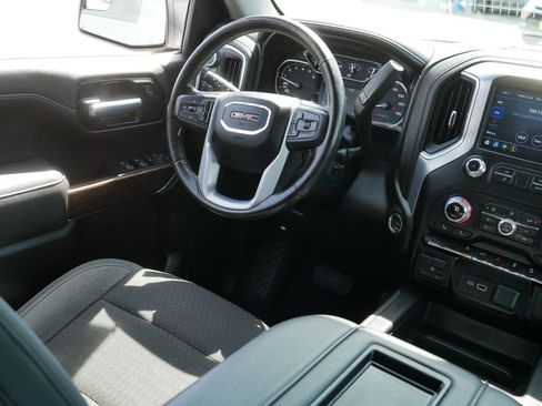 Used 2021 GMC Sierra 1500 Elevation w/ X31 Off-Road Package AWD/4WD image 9