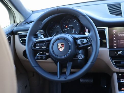 New 2026 Porsche Macan image 21