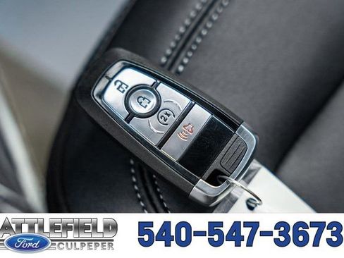 New 2025 Ford Bronco Badlands image 44