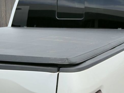 Used 2020 Ford F250 Platinum w/ FX4 Off-Road Package AWD/4WD image 36