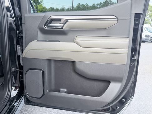 Used 2024 Chevrolet Silverado 1500 ZR2 AWD/4WD image 31
