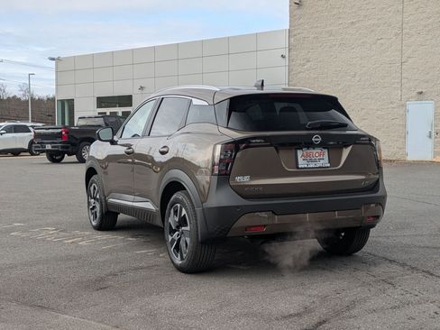 New 2026 Nissan Kicks SV w/ Cold Weather Package image 6