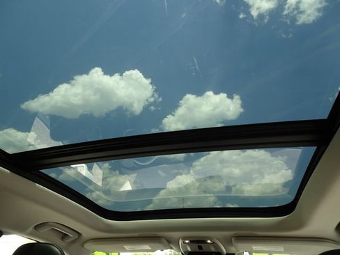 Used 2018 Volvo XC90 T5 Momentum w/ Convenience Package FWD image 23