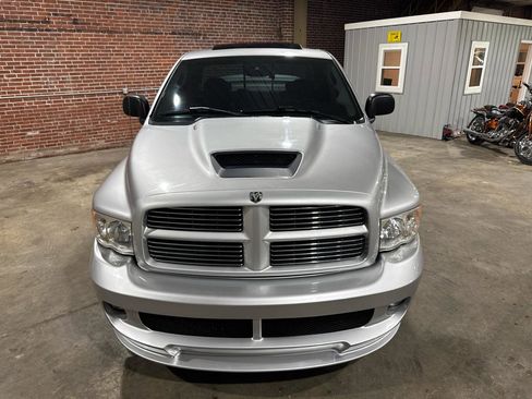 Used 2005 Dodge Ram 1500 Truck 2WD Quad Cab image 11