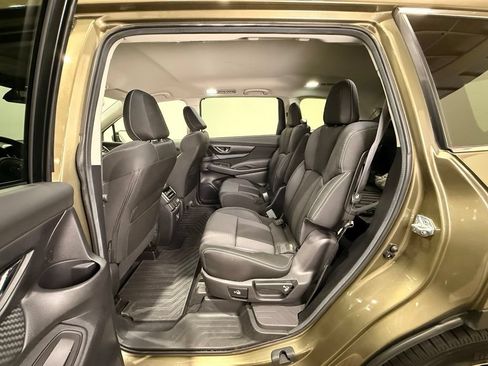 Used 2023 Subaru Ascent Premium w/ Convenience Package AWD/4WD image 18
