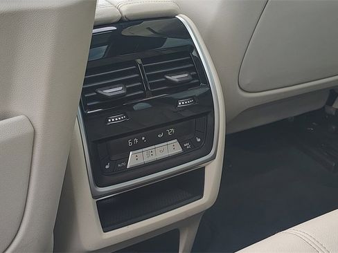 Used 2021 BMW X5 M50i image 35