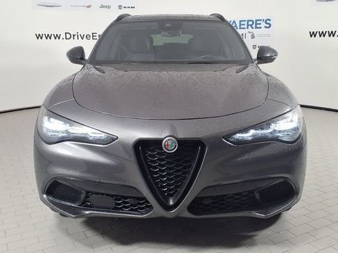 Used 2024 Alfa Romeo Stelvio Sprint image 2